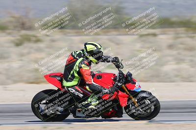 media/Jan-15-2026-Racers Edge (Thu) [[dfebeb70ab]]/3-B Group/Session 2 (Turn 15 Inside Pans)/